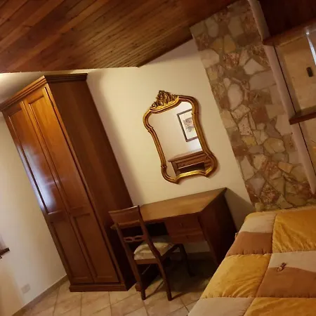 Serenella Apartment *